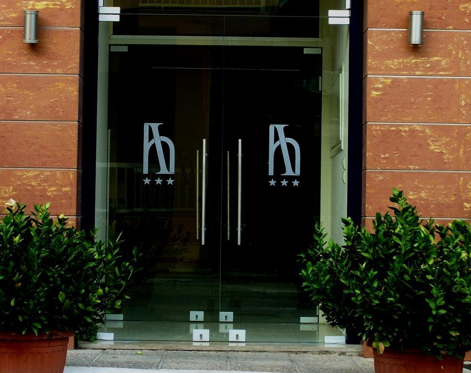 Iridanos Antikyra Exterior foto